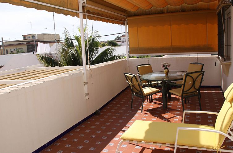 Vakantiehuis Touristenwohnung "Apartment" mit Terrasse