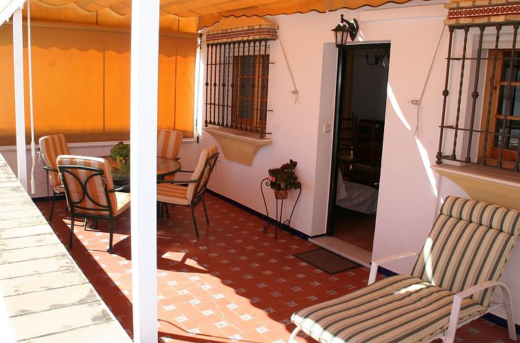 Vakantiehuis Touristenwohnung "Apartment" mit Terrasse