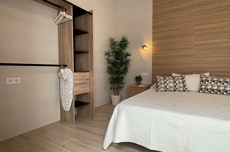 Appartement Wohnung "Casa Charo" mit Privatparkplatz