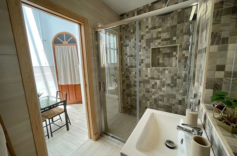 Appartement Wohnung "Casa Charo" mit Privatparkplatz