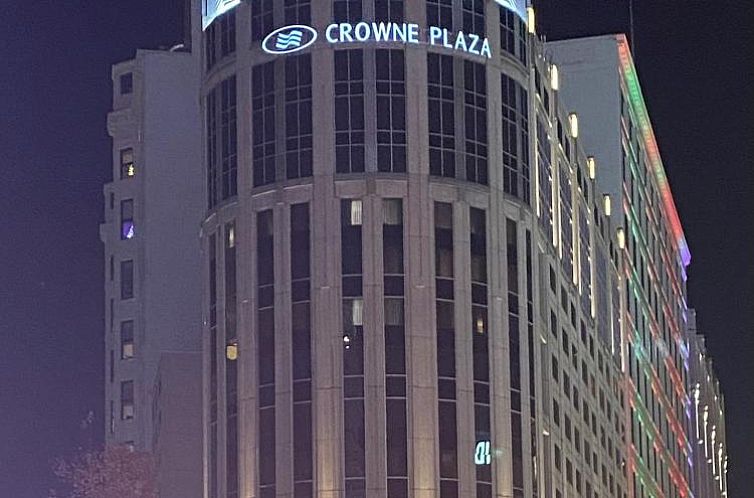 Crowne Plaza Cleveland at Playhouse Square, an IHG Hotel