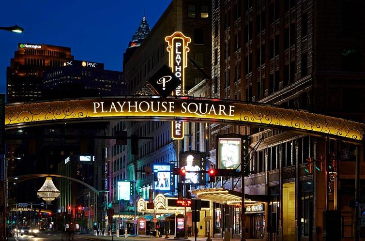 Crowne Plaza Cleveland at Playhouse Square, an IHG Hotel