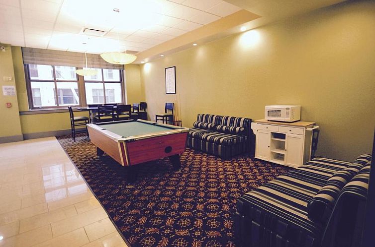 Holiday Inn Express Cleveland Downtown, an IHG Hotel