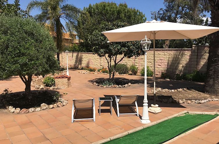 Vakantiehuis Villa "Los Arcos" mit privatem Garten und Terra