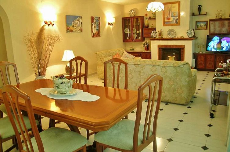 Vakantiehuis Villa "Los Arcos" mit privatem Garten und Terra