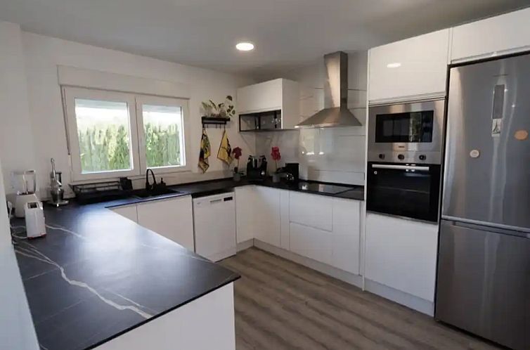 Luxe villa op 20 minuten van Valencia