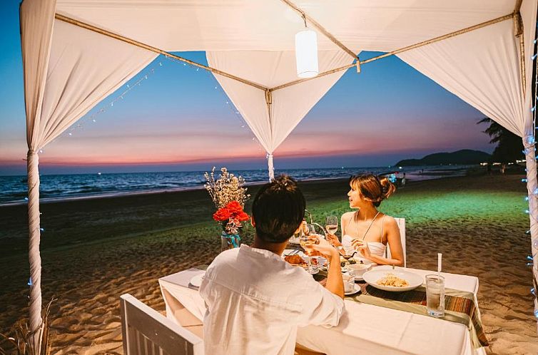 Chaolao Tosang Beach Hotel