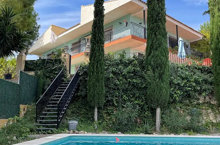 Villa de la Tierra