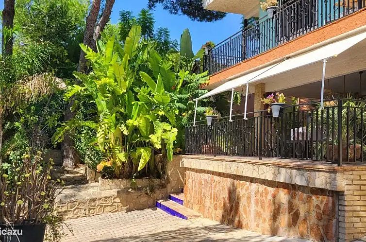 Villa de la Tierra