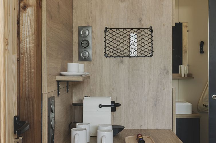 TINY HOME FAMILY