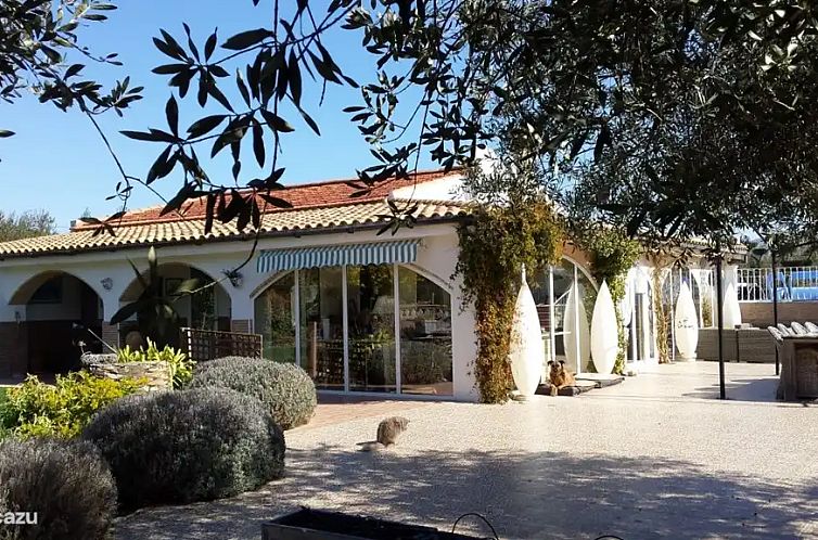 Casa Olyves  met verwarmd zwembad