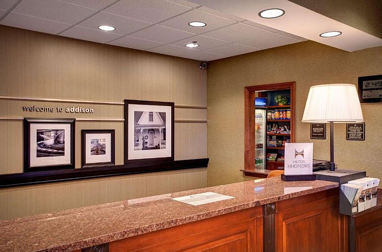 Hampton Inn & Suites Addison