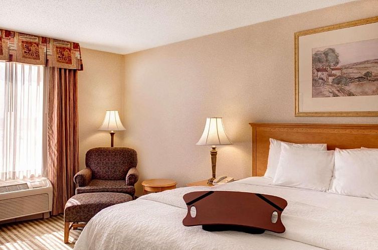 Hampton Inn & Suites Addison