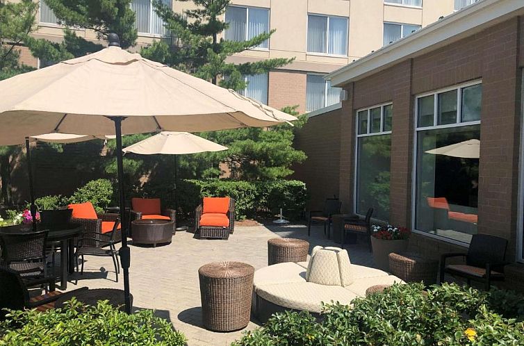 Hilton Garden Inn Addison