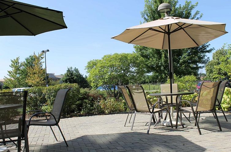 Hilton Garden Inn Addison
