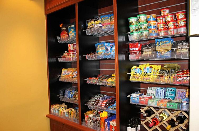 Hilton Garden Inn Addison