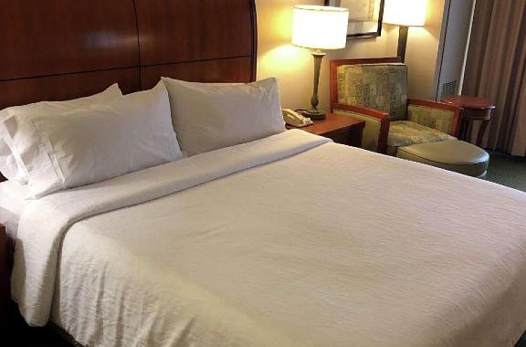 Hilton Garden Inn Addison
