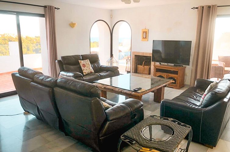 Vakantiehuis Schöne 4BDR-Villa mit fantastischer Aussicht