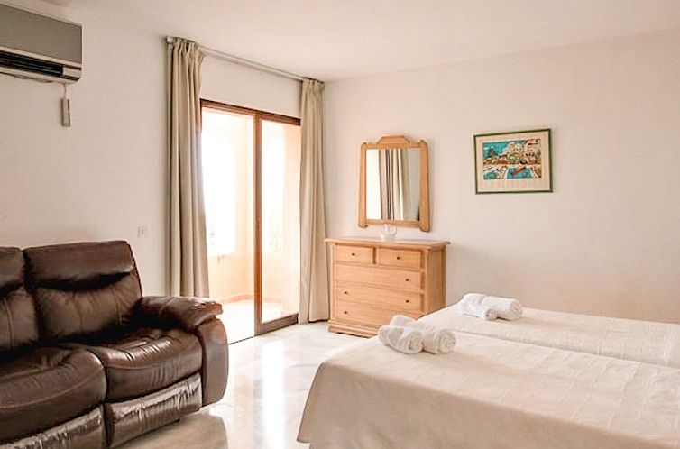 Vakantiehuis Schöne 4BDR-Villa mit fantastischer Aussicht