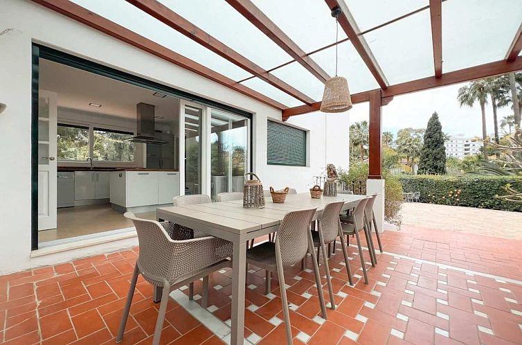 Vakantiehuis Villa für 12 Pers. mit Grill und privatem Schw