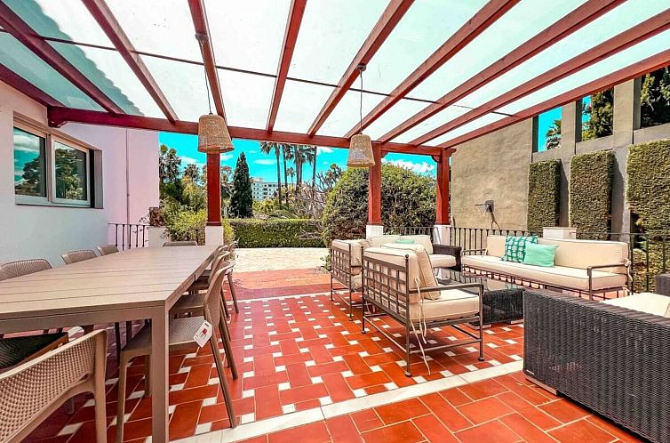 Vakantiehuis Villa für 12 Pers. mit Grill und privatem Schw