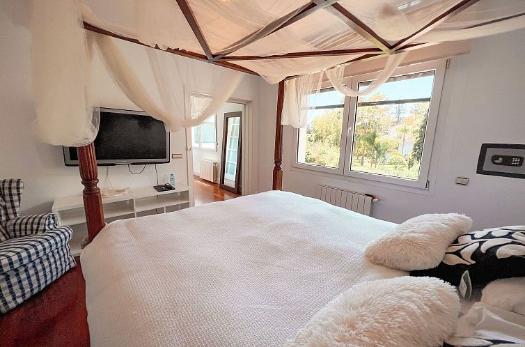 Vakantiehuis Villa für 12 Pers. mit Grill und privatem Schw