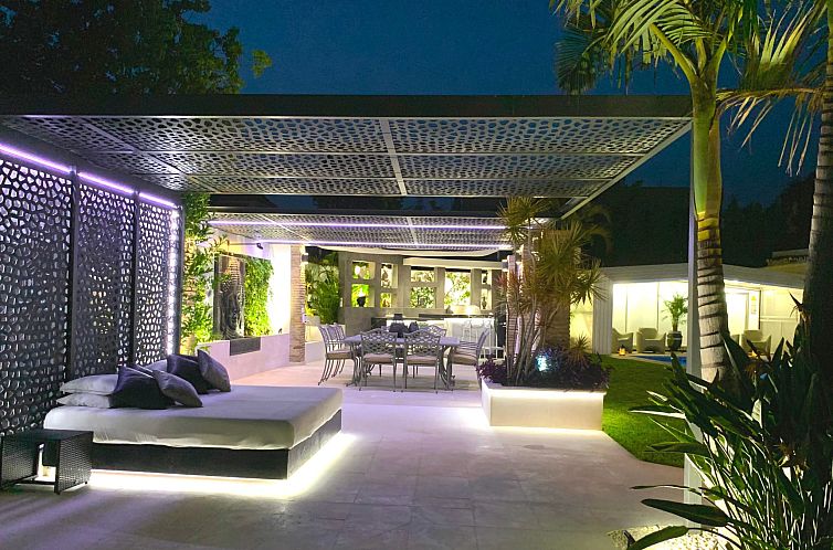 Vakantiehuis In der Nähe des Strandes, beheiztes Schwimmbad