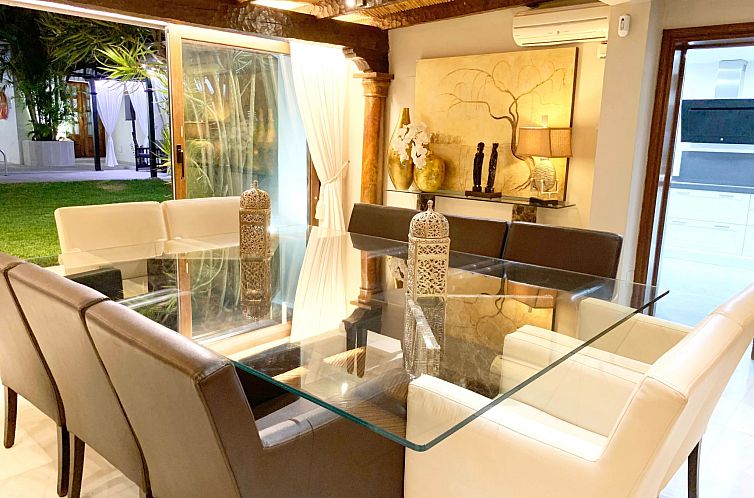 Vakantiehuis In der Nähe des Strandes, beheiztes Schwimmbad