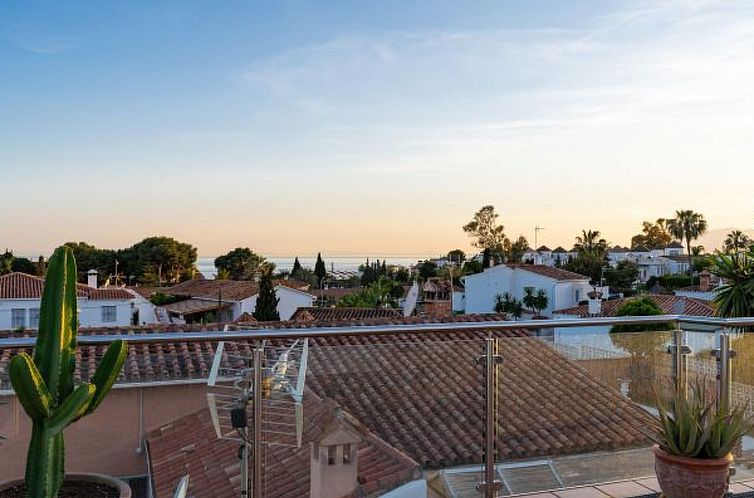 Vakantiehuis Villa Madrugada, beachside villa in Costabella