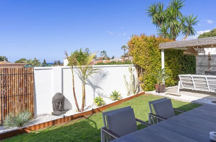 Vakantiehuis Villa Madrugada, beachside villa in Costabella