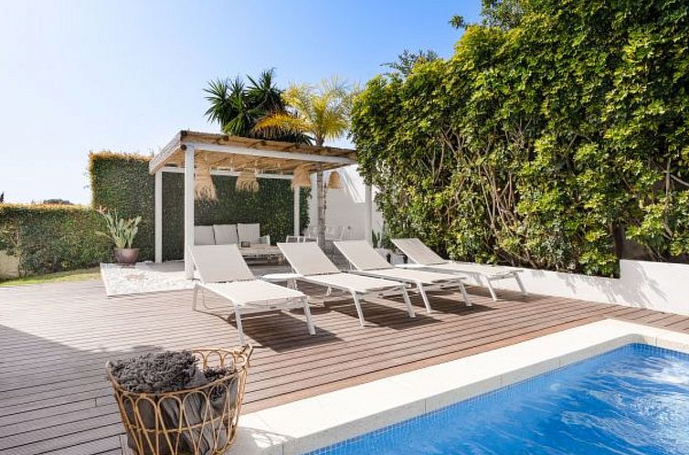 Vakantiehuis Villa Madrugada, beachside villa in Costabella