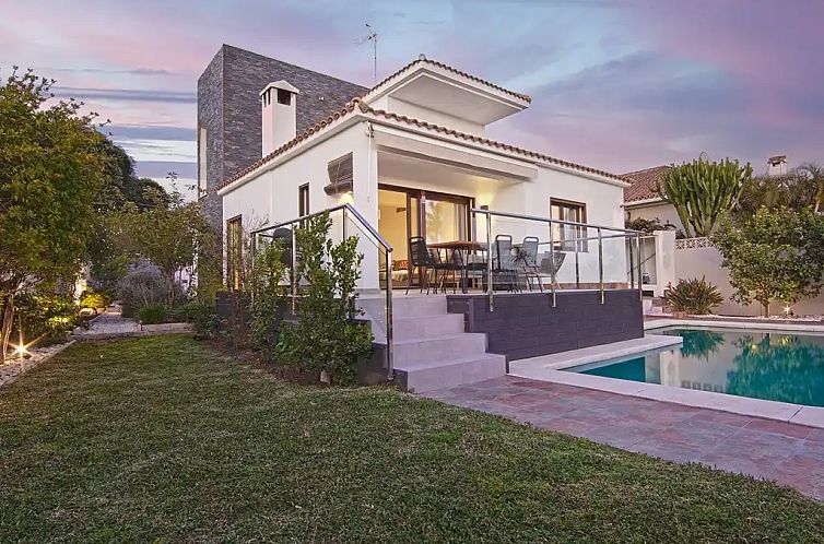 Modern Villa Costabella