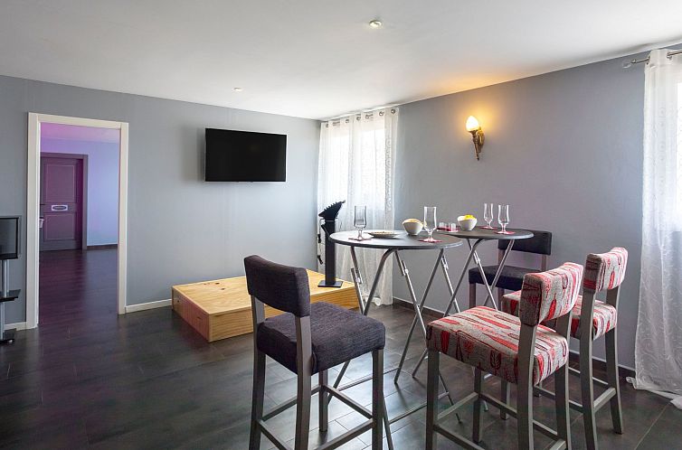 Vakantiehuis Spa-Spielzimmer mit Außen-Whirlpool und Schwim
