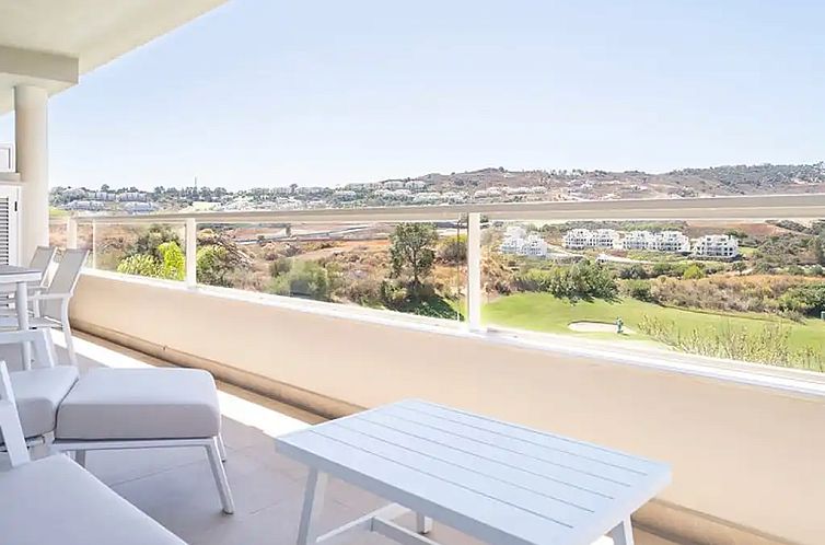 Sunny Valley Golf, Pool &amp; Views