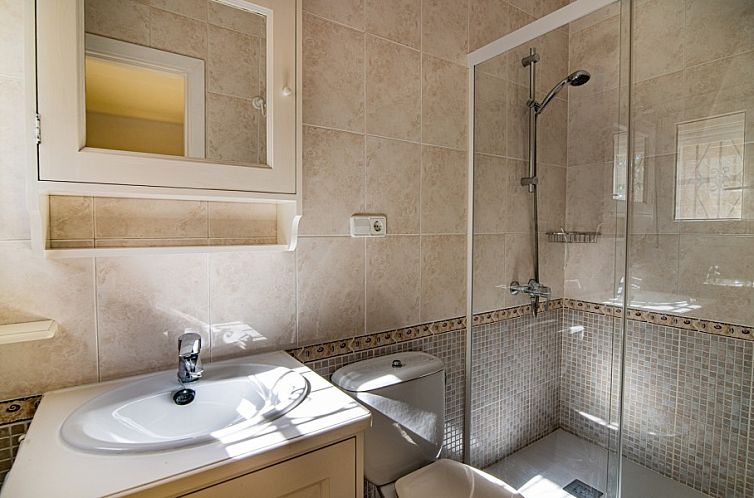 House of the Rising Sun - Villa met pool en zeezicht