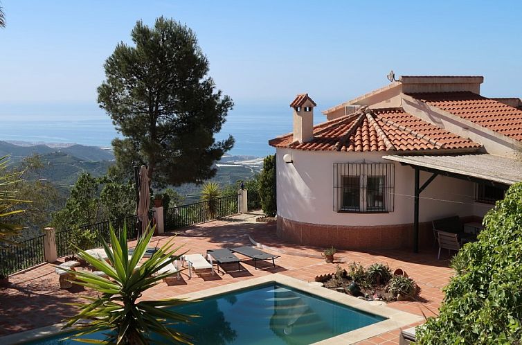 House of the Rising Sun - Villa met pool en zeezicht