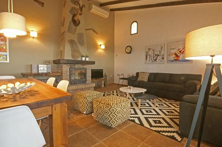 Vakantiehuis Modernes, geräumiges Ferienhaus in einem Natur