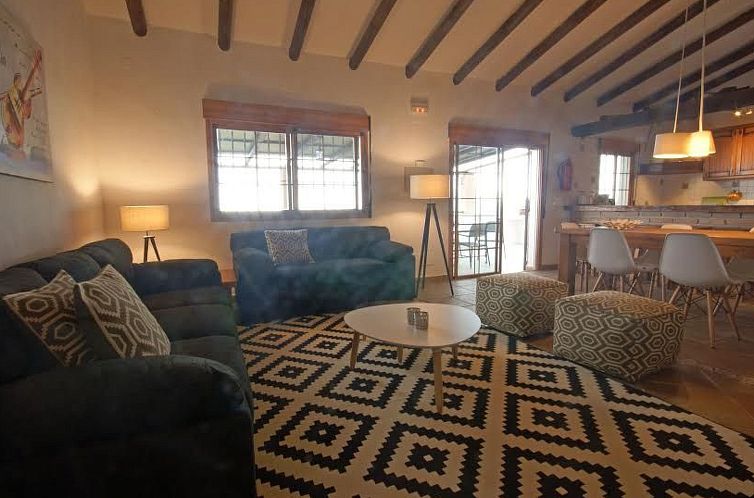 Vakantiehuis Modernes, geräumiges Ferienhaus in einem Natur