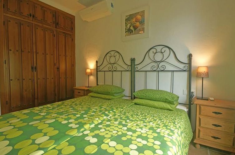 Vakantiehuis Modernes, geräumiges Ferienhaus in einem Natur