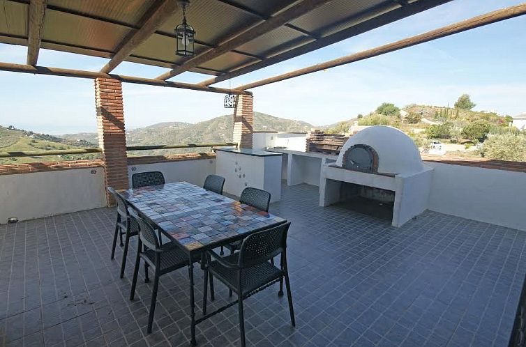Vakantiehuis Modernes, geräumiges Ferienhaus in einem Natur