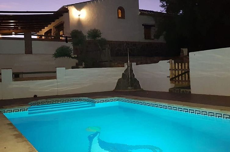 Vakantiehuis Modernes, geräumiges Ferienhaus in einem Natur