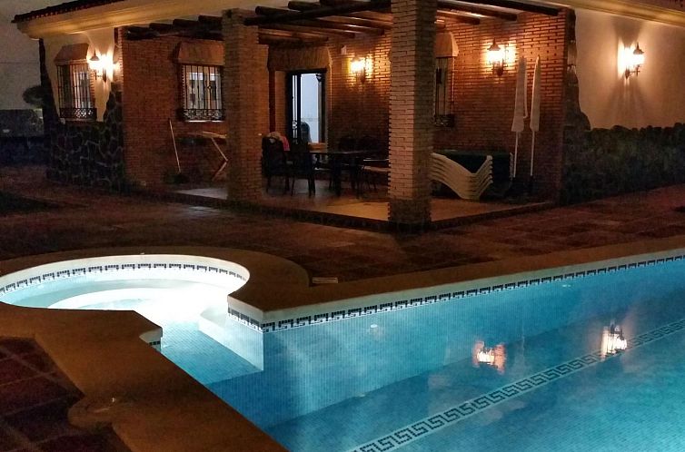 Vakantiehuis "Angelyn" mit Jacuzzi