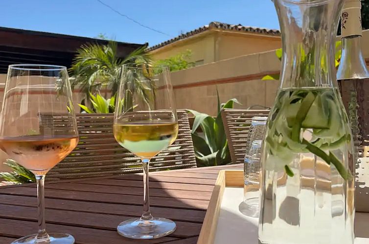 Townhouse with garage in Estepona Ct