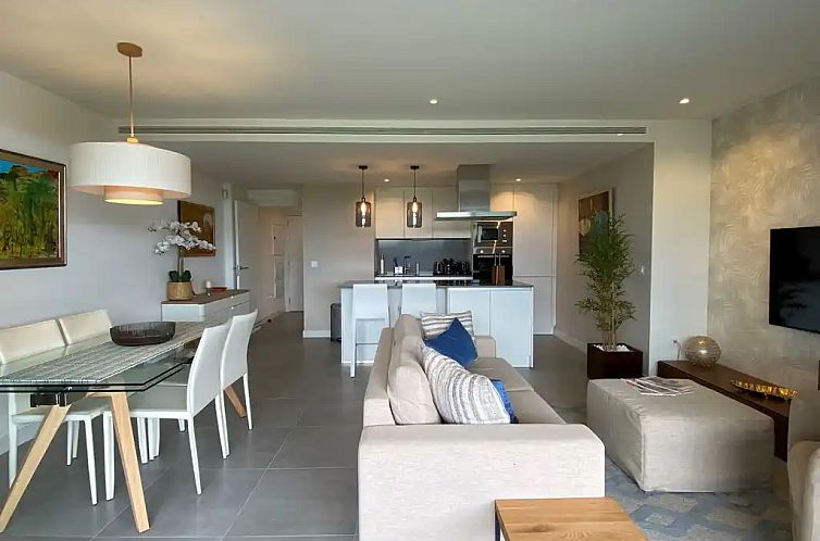 Appartement in luxe resort Oasis325
