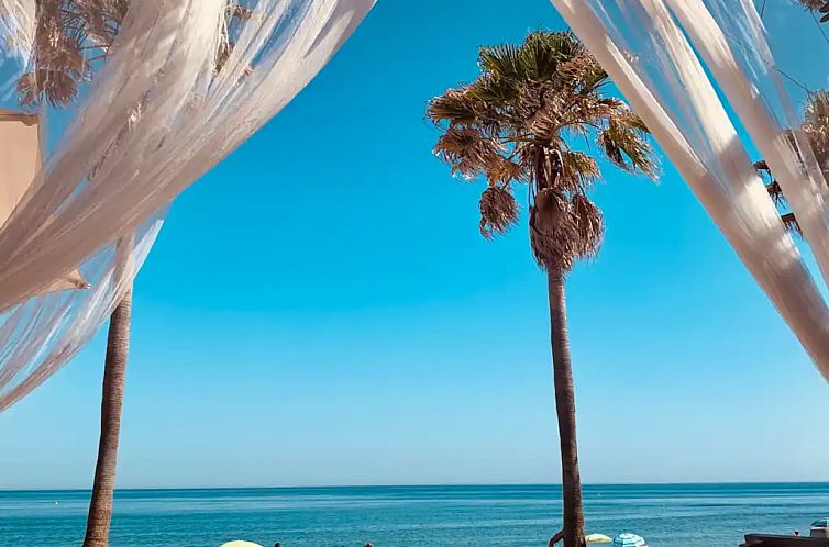 Sfeervol app Estepona aan strand