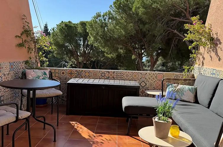 Sfeervol app Estepona aan strand