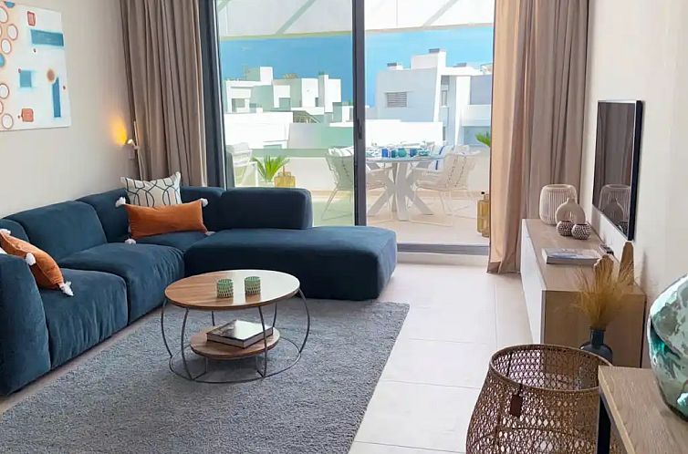 Penthouse met 2 slaapkamers en zeezicht Estepona