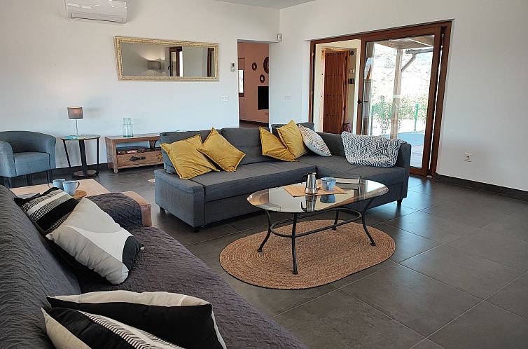 Vakantiehuis Villa Las Adelfas mit beheiztem Pool