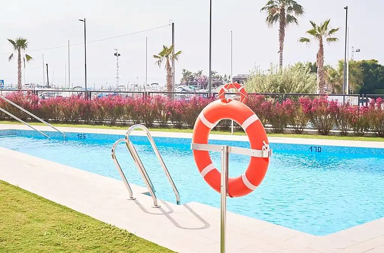 Holiday Andaluz Sealine RY01
