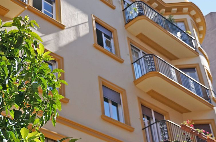 Appartement mit Balkon